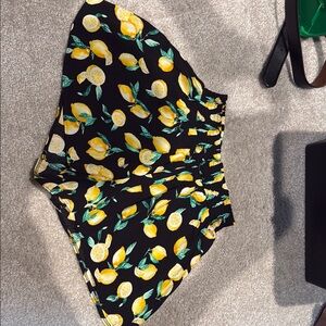 PINK Victoria's Secret Lemon Print Shorts